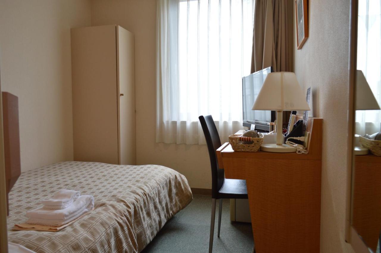 Hotel 1-2-3 Kobe Exterior photo